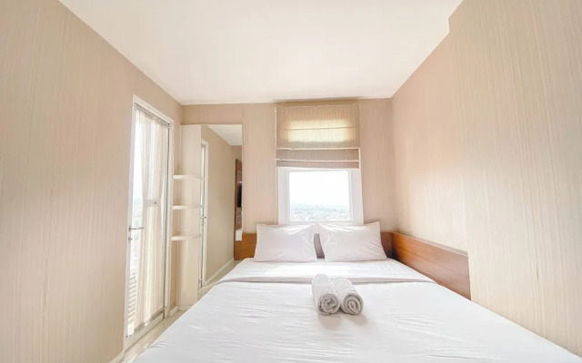 Modern 2Br Apartment Without Living Room At Parahyangan Residence