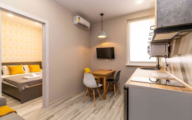 More Apartments na Trostnikovoy 35 1