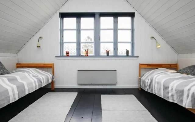 8 Person Holiday Home in Frorup