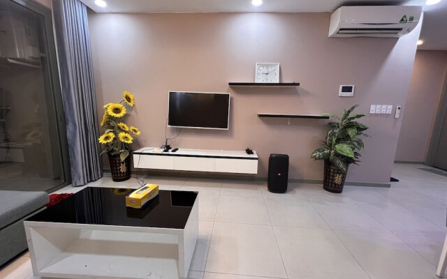 Supertramp House - Gold View Apartment