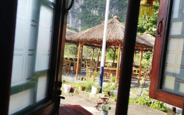 Yangshuo Pure Joy Resort