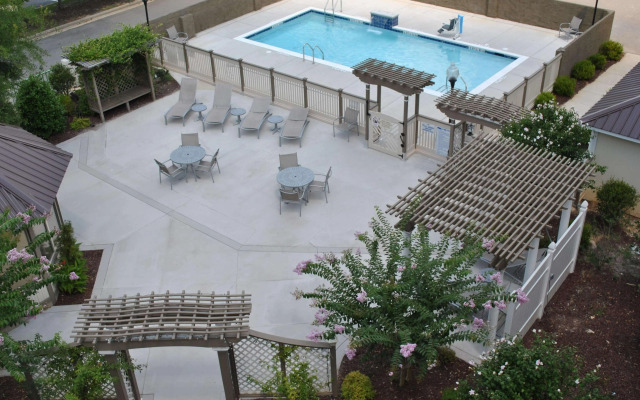 Doubletree by Hilton Hotel Fayetteville