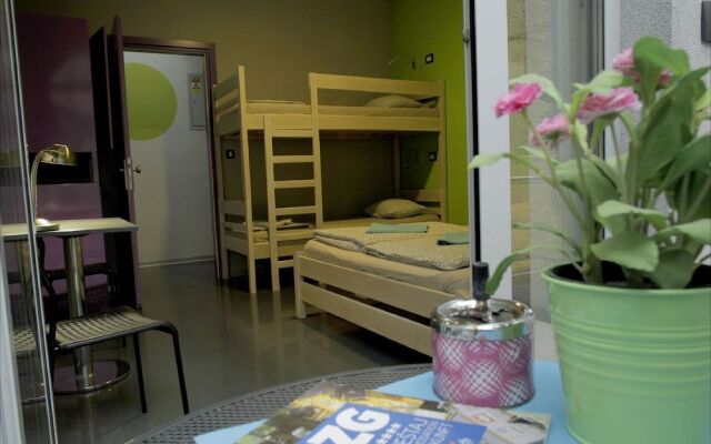 Chic Hostel