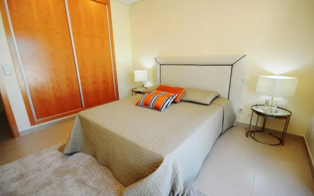 Maria in Albufeira With 6 Bedrooms and 5 Bathrooms