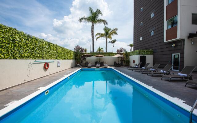 Holiday Inn Express & Suites Celaya by IHG
