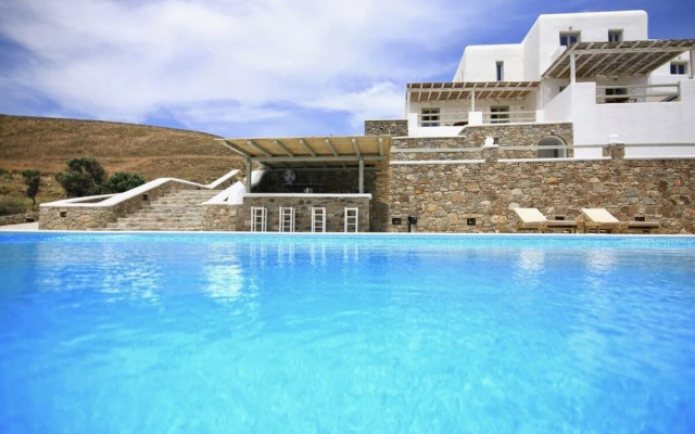 Mykonian Leisure Villas & Suites