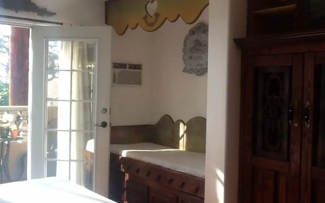 Secret Garden Inn
