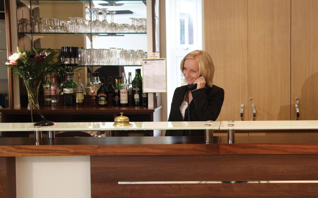 Best Western Chiswick Palace & Suites