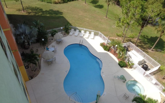 Allure Suites
