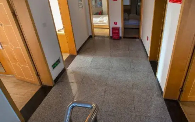Zhangjiajie Yijia Apartment
