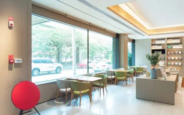 JI Hotel (Urumqi Altay Road Zhongyinggong Subway Station)