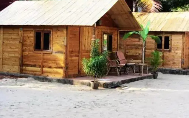 Tina Beach Resort