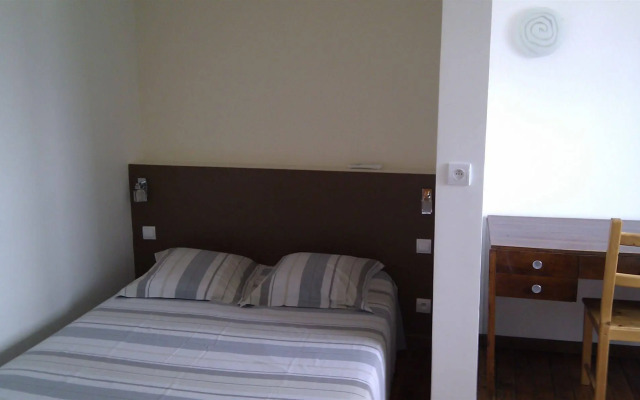 Select Hotel