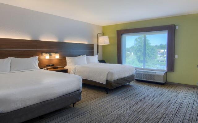 Holiday Inn Express Hotel & Suites Quincy I-10 by IHG