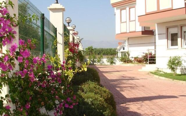 Side Villa