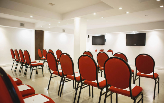 Ker Urquiza Hotel