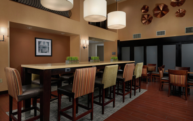 Hampton Inn & Suites Oxford Anniston