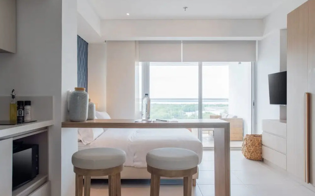 w Spectacular Loft With Balcony in Crespo