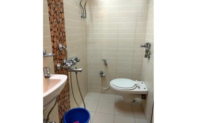 OYO 3552 Hotel Broadway