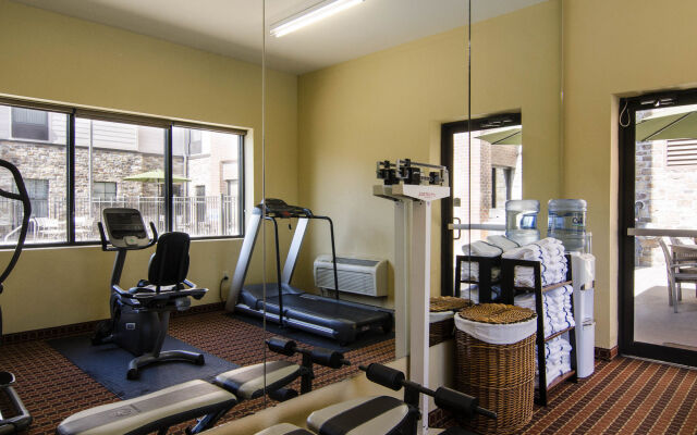 Mainstay Suites Rogers