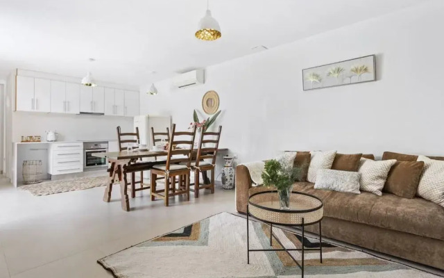 Rural Hideaway Villa in Stcarlos