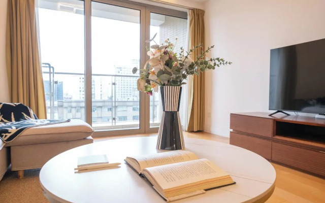 Tyms Family 2BR 1BA Apt Xujiahui Center