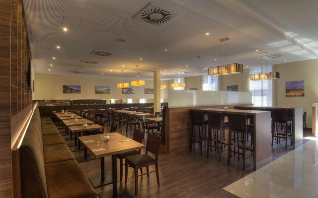 Premier Inn Heidelberg City Zentrum Hotel