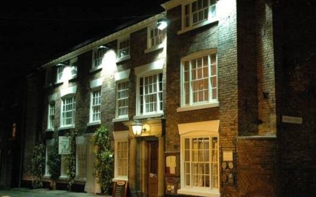 The Royal Oak Hotel