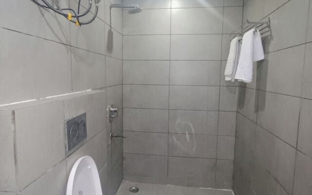 Hotel Crystel Residency