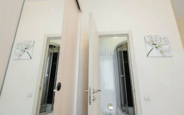 Апартаменты «На Лебедева 10В»