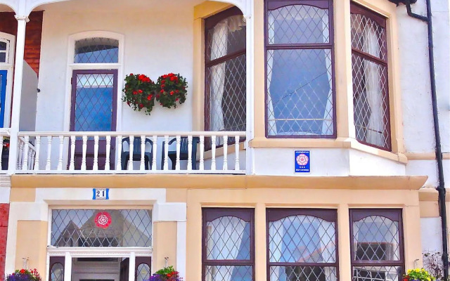 Chymes Holiday Flats