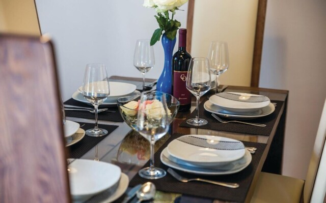 Stunning Home in Jurdani With Wifi and 2 Bedrooms