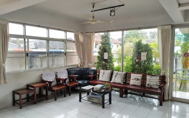 Pattha Hotel