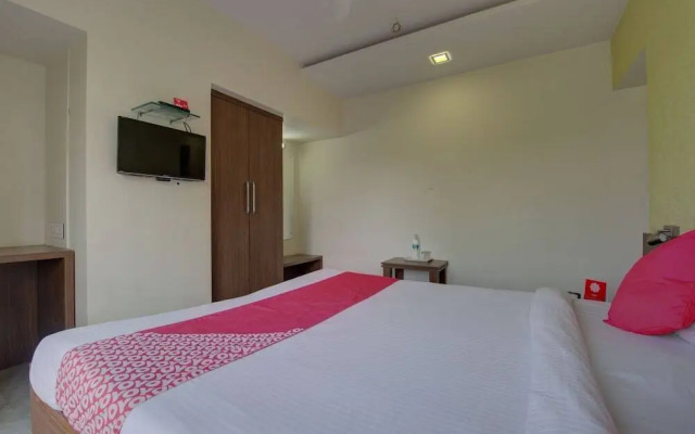 Hotel Ashwamedh Residency by OYO Rooms