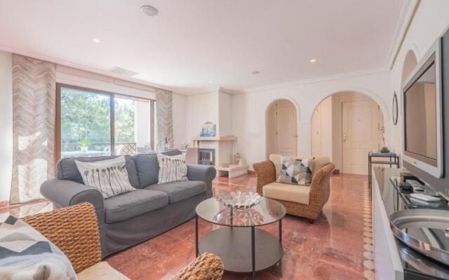 Excellent T2 apartment with pools 400m Falesia beach