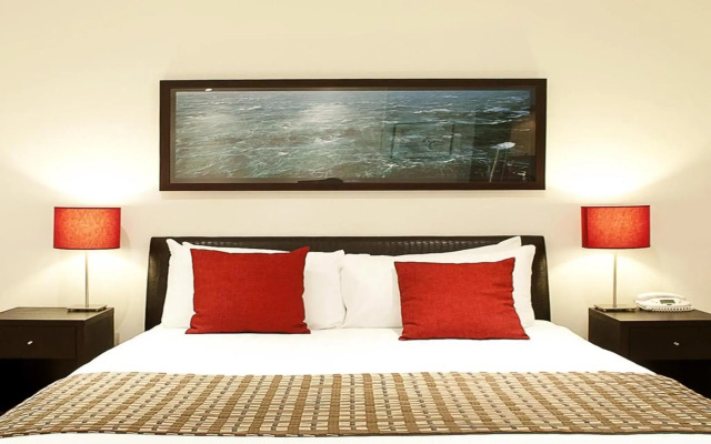 The Waves Apartments
