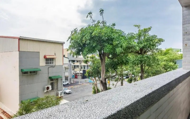 Tainan Rock nest view inn