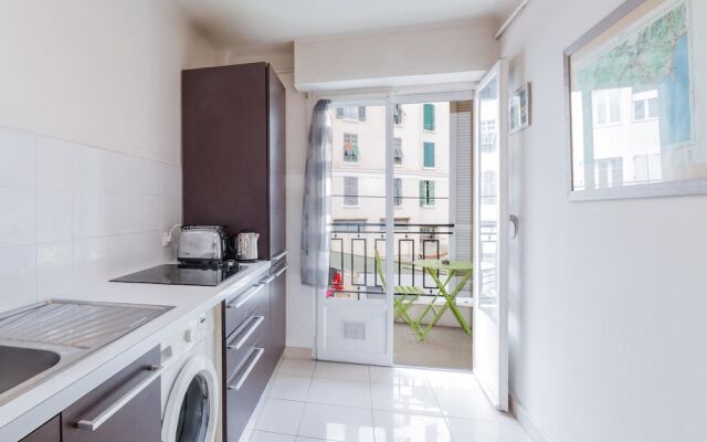 Renovated apartment with terrace