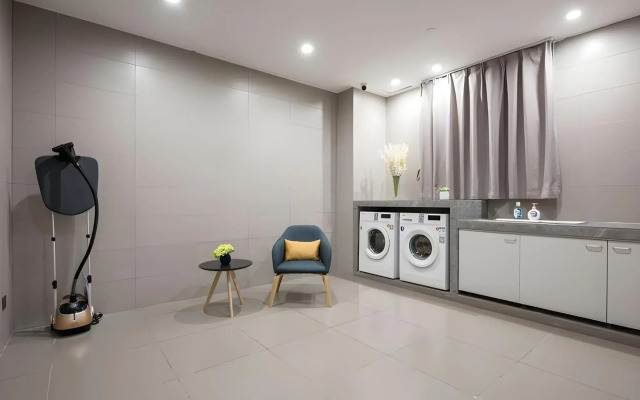 Home Inn Beijing Yayancun Inn