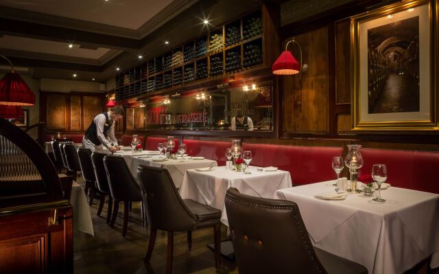 Newpark Hotel