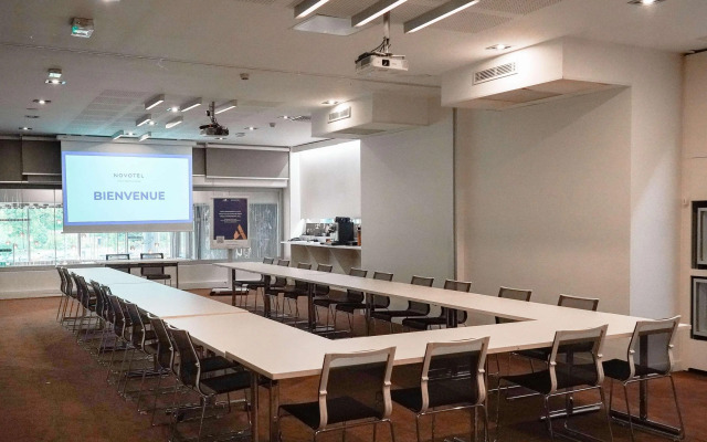 Novotel Lyon Centre Confluence Bord de Saone