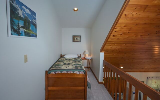 Home Sweet Cabin 4 Bedroom House