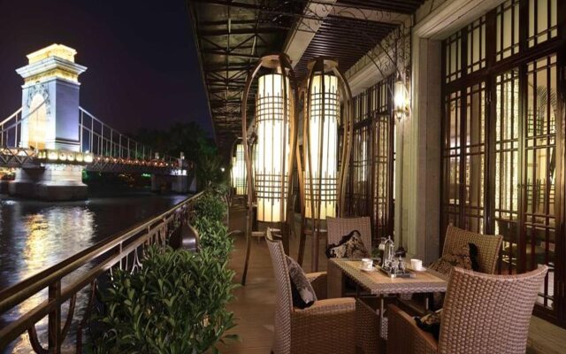 The White House Hotel Guilin
