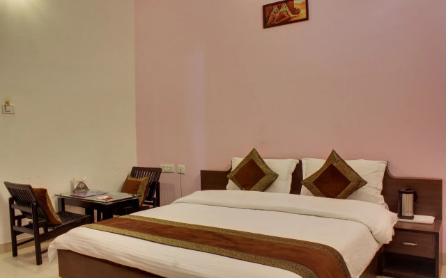 OYO 352 Hotel DRS 8586 Haveli