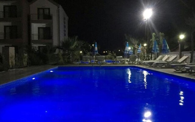 Demirci Hotel