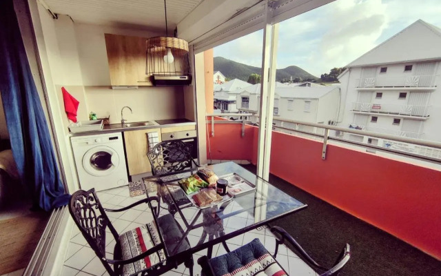 Mady's Retreat 1 bedroom apartment ideally located