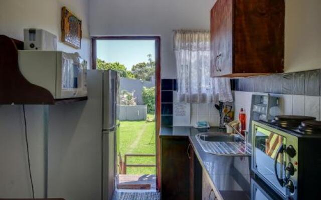 Khaya La Manzi Guest Lodge