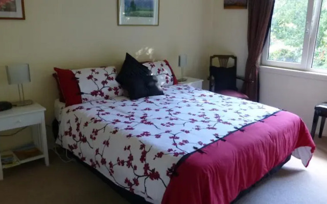 Mira Monte B&B and Homestay