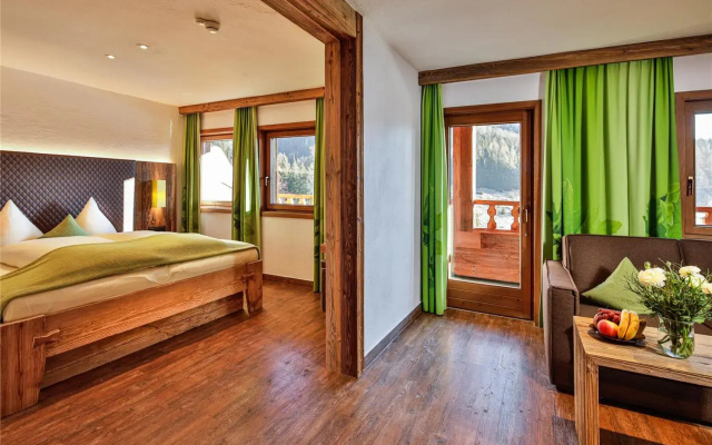 Feuriger Tatzlwurm Berghotel & Spa, BW Signature Collection