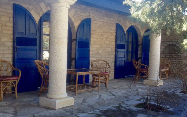 Zarkada Archontiko Hotel